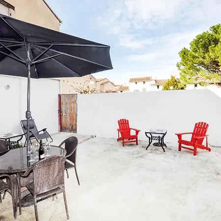 아파트 2 Bedroom Gorgeous In Villeneuve-les-montrea