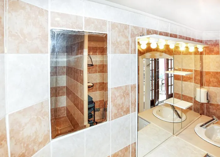 Apartman Awesome In Villeneuve-les-montrea Villeneuve-lès-Montréal