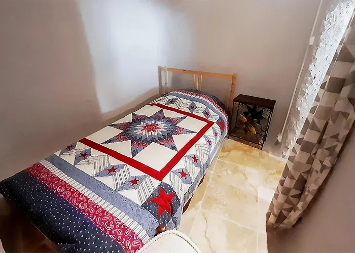 Apartman Awesome In Villeneuve-les-montrea